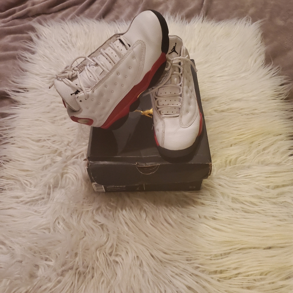 Jordan 13 - Picture 2 of 2